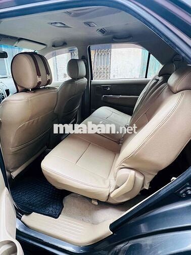 Toyota Fortuner 2010 Xám
