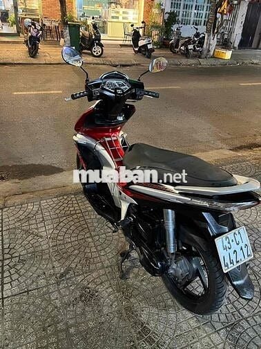 Honda Air Blade Đỏ đen phun xăng điện tử