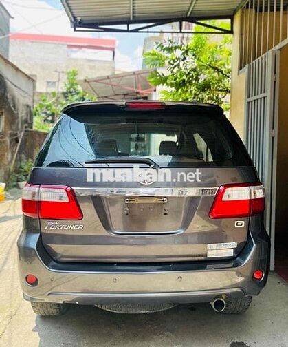 Toyota Fortuner 2010 Xám