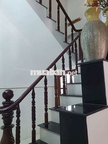Chủ cần bán căn nhà vị trí gần chợ lạc quan  , phường tân thới nhất
