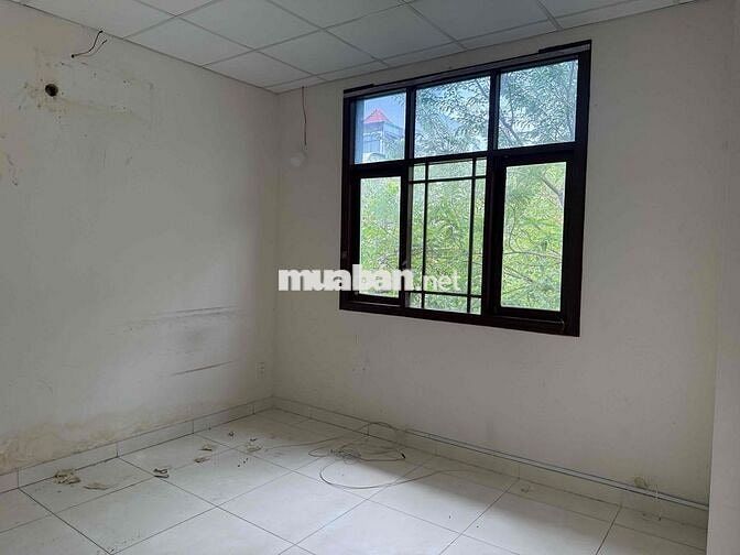 Cho thuê Văn phòng 260m2 sàn - 400m sử dụng