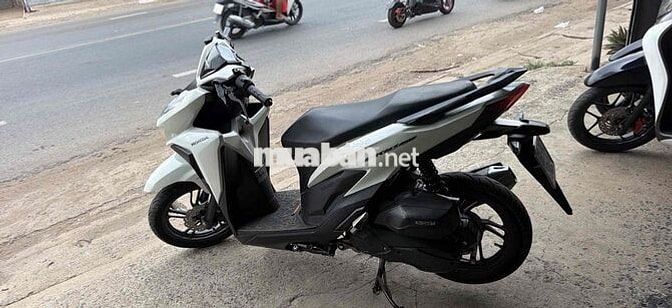 Honda Vario Trắng 25547 km