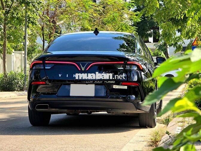 VinFast Lux A Base 2020 Đen 40000 km