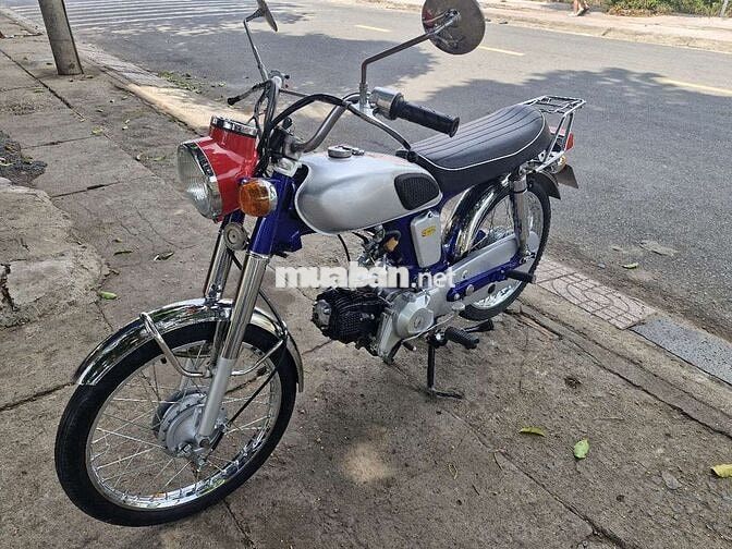Honda 67 Bạc, Xanh, Đỏ