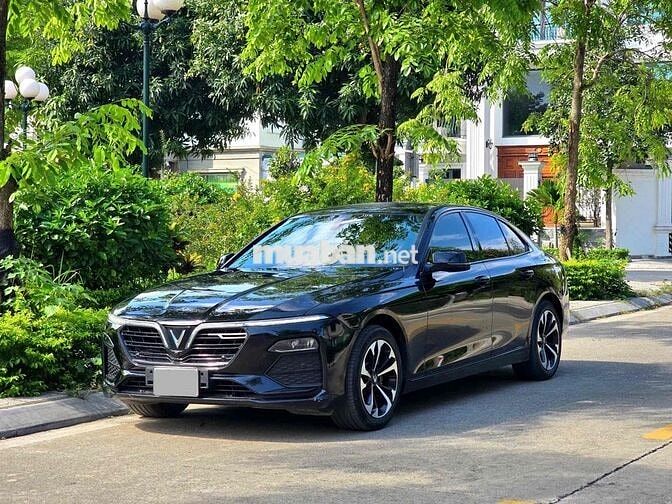 VinFast Lux A Base 2020 Đen 40000 km