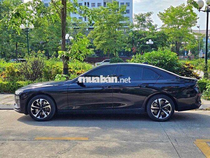 VinFast Lux A Base 2020 Đen 40000 km