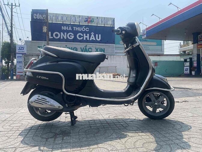 Piaggio Vespa LX 125 Đen