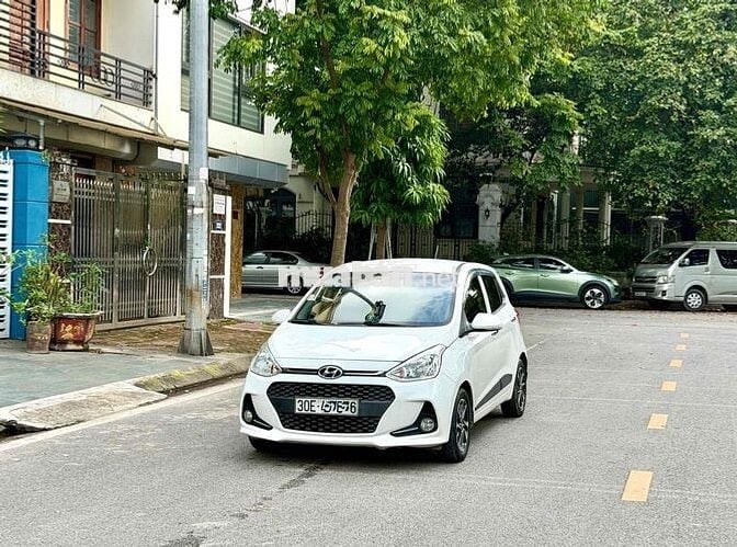Hyundai Grand i10 2017 Grand 1.0 AT - 82000 km