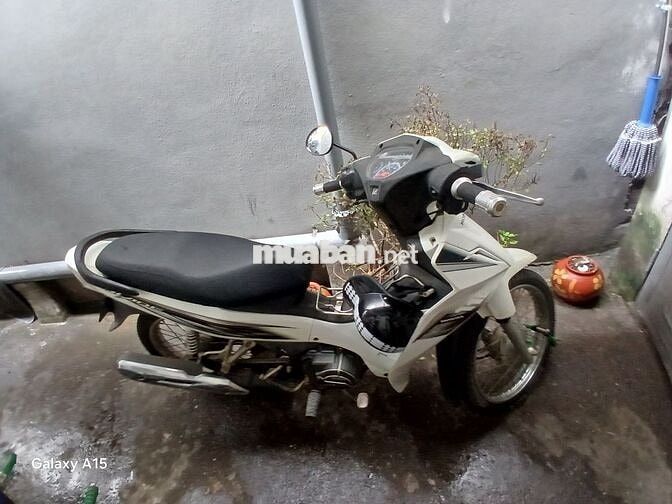 Honda Blade 2017 Trắng đen