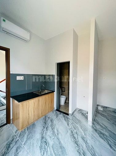 Cho thuê phòng mới xây sẵn máy lạnh tại đường Hoàng Hữu Nam Q.9