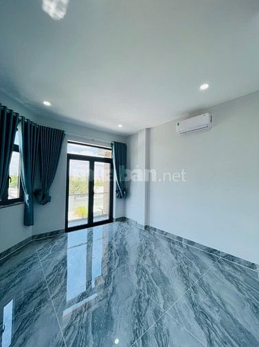 Cho thuê phòng mới xây sẵn máy lạnh tại đường Hoàng Hữu Nam Q.9