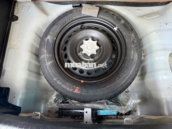 Hyundai Grand i10 2017 Grand 1.0 AT - 82000 km