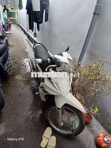 Honda Blade 2017 Trắng đen