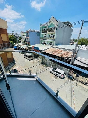 Cho thuê phòng mới xây sẵn máy lạnh tại đường Hoàng Hữu Nam Q.9