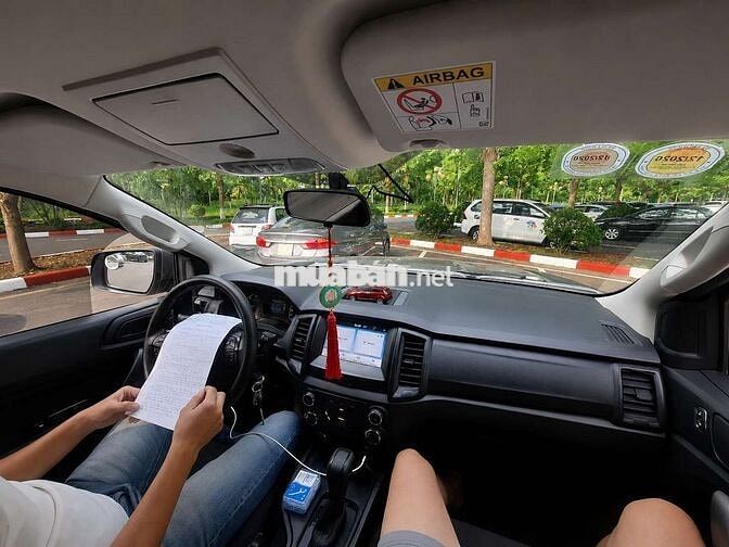Ford Ranger XLS AT 2020 Xanh đậm