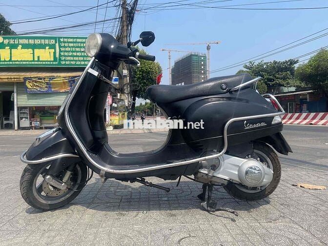 Piaggio Vespa LX 125 Đen