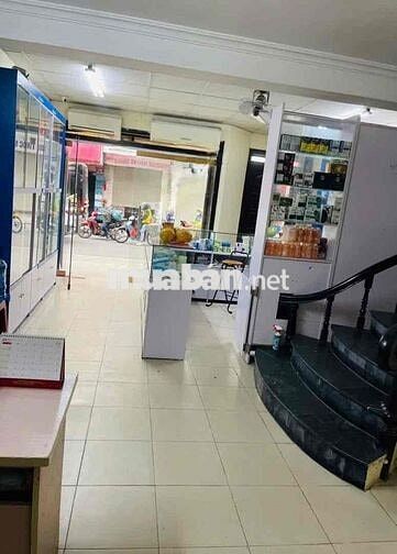 Cho thuê nhà Mặt phố Đội Cấn, Ba Đình. dt 68m - 5,5tầng
