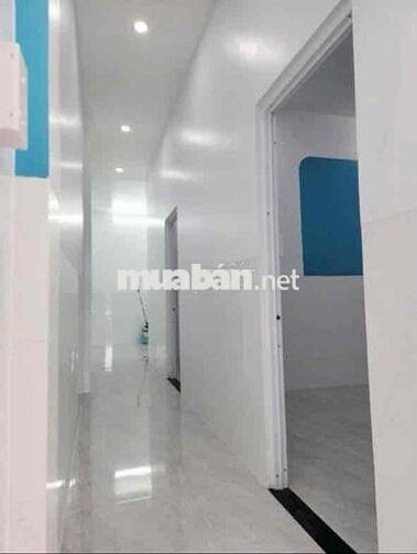 BÁN GẤP NHÀ PHƯỜNG LONG CHÂU LỘ NHỰA Ô TÔ