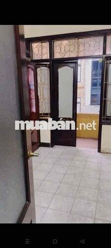 Cho thuê nhà Mặt phố Đội Cấn, Ba Đình. dt 68m - 5,5tầng