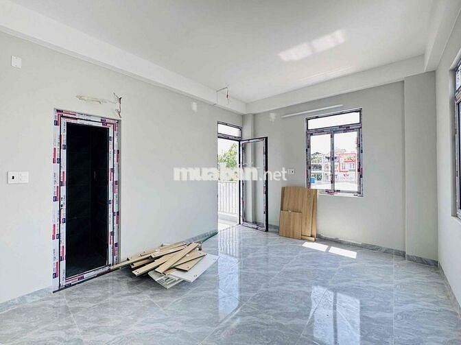 Mới Khai Trương Studio Ban Công Đường Đặng Thuỳ Trâm Gần ĐH VLU CS3