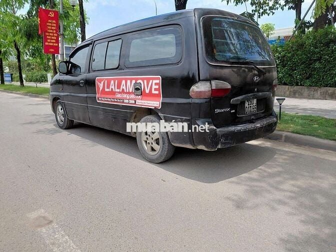 Hyundai Starex 2005 Đen