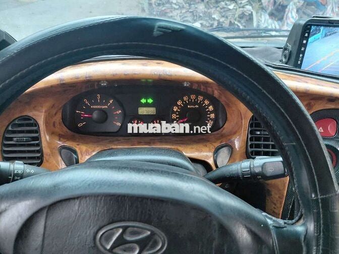 Hyundai Starex 2005 Đen