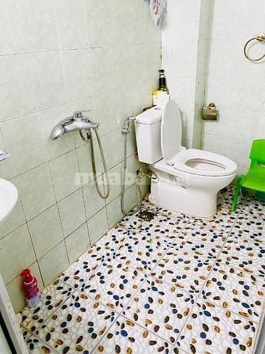 Bán nhà khu Tân Mai. Hoàng Mai, diện tích 25 m2 x4 tầng, 3 phòng ngủ, 
