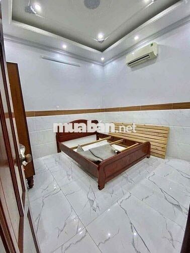 Nhà 2 lầu tuyệt đẹp trục chính KDC Quân Báo