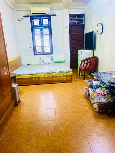 Bán nhà khu Tân Mai. Hoàng Mai, diện tích 25 m2 x4 tầng, 3 phòng ngủ, 