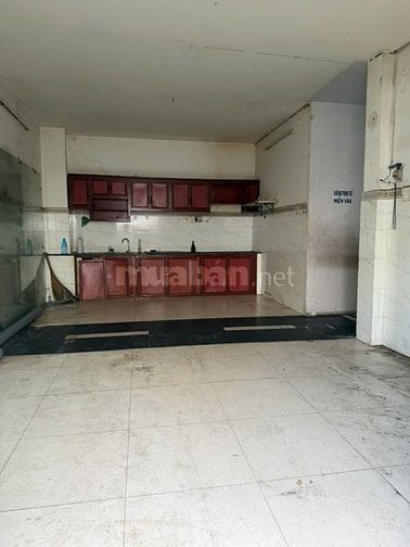 Chính chủ cho Thuê Biệt thự Gía Rẻ 2MT 567 Đường Bình Thới giá 39 triệ