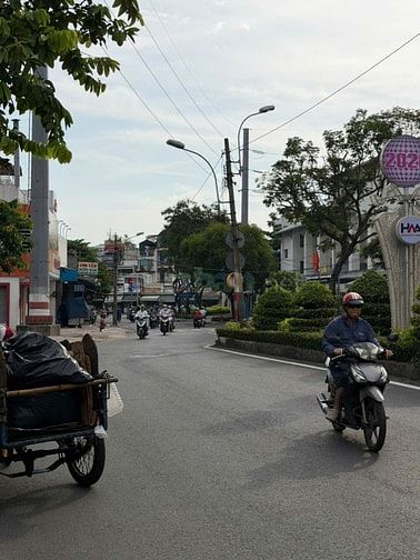 Chính chủ cho Thuê Biệt thự Gía Rẻ 2MT 567 Đường Bình Thới giá 39 triệ