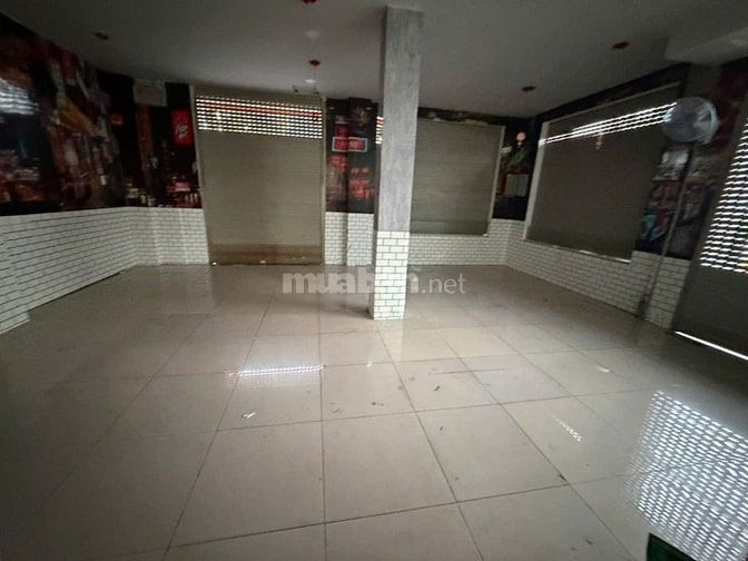 Chính chủ cho Thuê Biệt thự Gía Rẻ 2MT 567 Đường Bình Thới giá 39 triệ