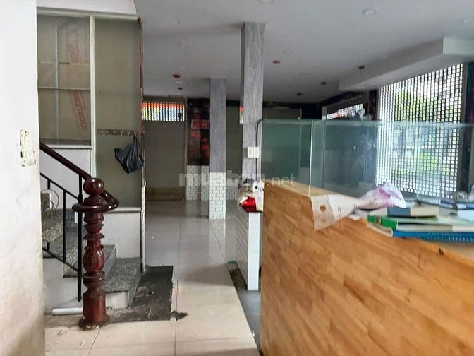 Chính chủ cho Thuê Biệt thự Gía Rẻ 2MT 567 Đường Bình Thới giá 39 triệ