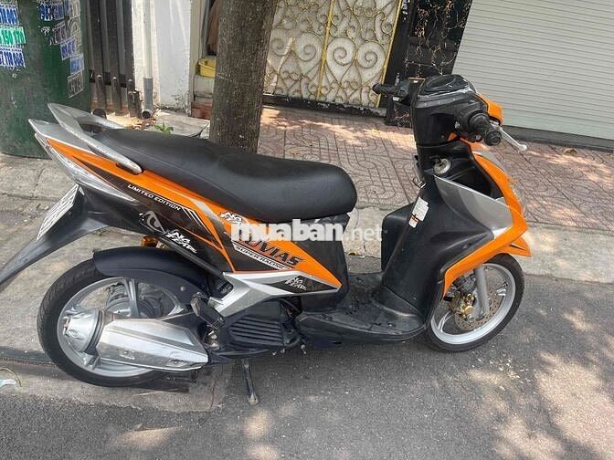 Yamaha Luvias FI 2016 Cam bạc 5909 km