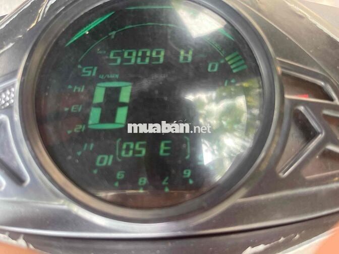 Yamaha Luvias FI 2016 Cam bạc 5909 km