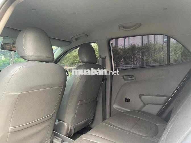 Kia Van 2017 Trắng 64000 km