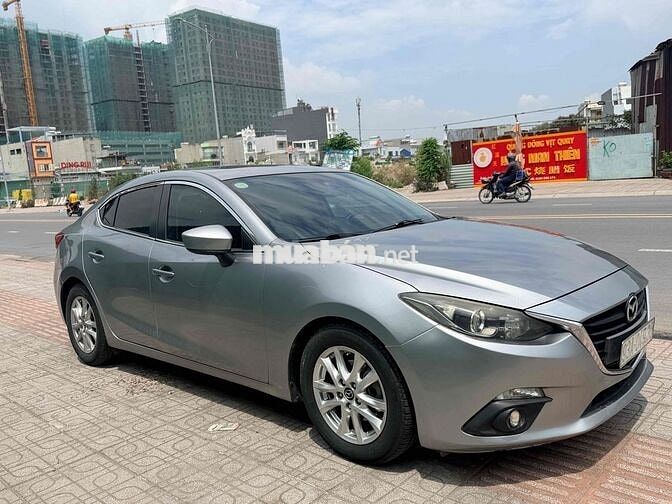 Mazda 3 2015 1.5 nhập khẩu chất lượng khác xe lắp