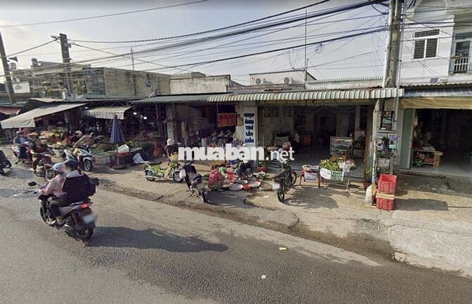 Bán lô đất cách mặt tiền DT741 200m