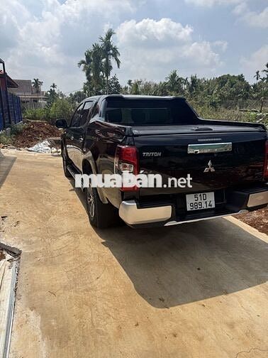 Mitsubishi Triton 2022 Đen