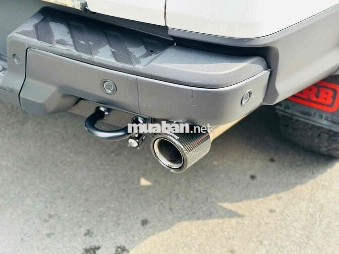 Ford Raptor trắng 1 chủ lướt 32.000 model 2025