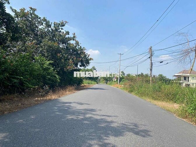 Đất mt đg Đặng xuân bảng sát cty Thiên tường,dt:17x40 giá 3.7ty 