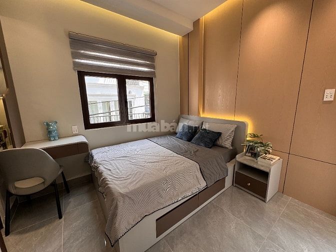 2 lầu, full n.thất, góc 2 mặt tiền, HẺM XE HƠI ĐỔ CỬA LÊ VĂN DUYỆT