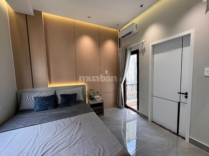 2 lầu, full n.thất, góc 2 mặt tiền, HẺM XE HƠI ĐỔ CỬA LÊ VĂN DUYỆT