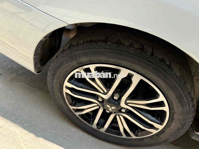 Mitsubishi Attrage 2022 Trắng MT