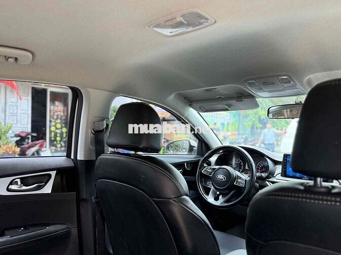 Kia Cerato MT 2021, không lỗi, dàn lốp theo xe