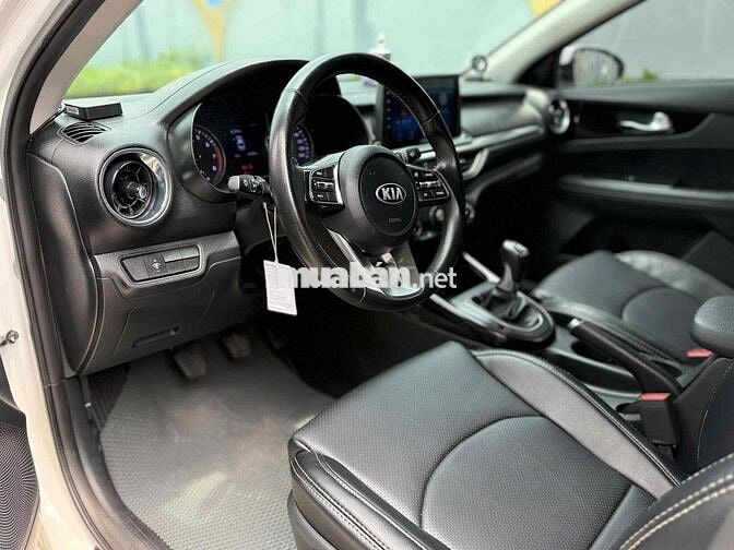 Kia Cerato MT 2021, không lỗi, dàn lốp theo xe