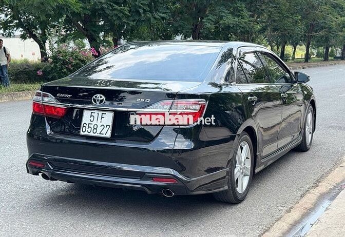 Toyota Camry 2.5Q 2016 Đen một chủ mua mới rất đẹp