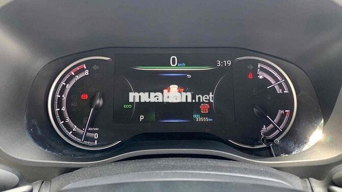 Toyota Innova Cross V 2024 Trắng