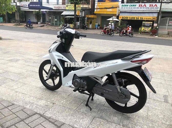 Honda Future 125 2022 Trắng Đen