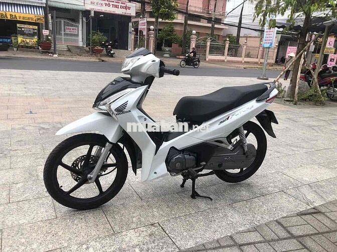 Honda Future 125 2022 Trắng Đen
